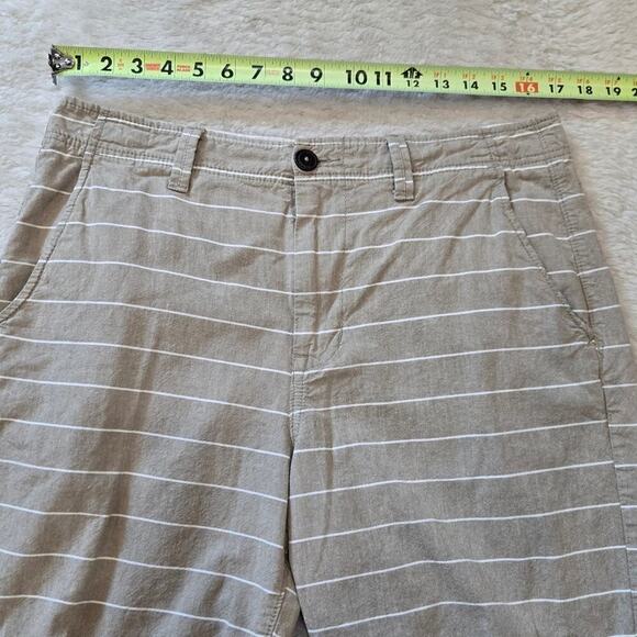 American Eagle Tan and White Striped Cotton Longboard Shorts, Size 32 - Picture 4 of 7